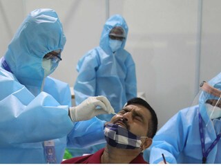 অতিমারী বুঝিয়েছে স্বাস্থ্য ব্যবস্থার গুরুত্ব! স্বাস্থ্যক্ষেত্রে চাকরি পেতে এই সংস্থায় বিশেষ প্রশিক্ষণ