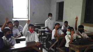 ফের গরমের ছুটিতে পড়াশোনা বন্ধ! পড়ুয়াদের পড়ার অভ্যেস চলে যাবে না তো? উঠছে প্রশ্ন