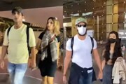 হৃতিক-সাবার পরেই নিজের প্রেম ফাঁস সুজ্যানের! প্রেমিকের হাত ধরে ঘুরলেন প্রকাশ্যে