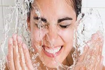 দাগ ছোপহীন মুখ স্বপ্ন! Salt Water ব্যবহার করলেই মন্ত্রের মত ধপধপে চেহারা পাবেন