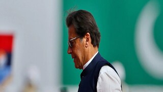 ইমরানের বিরুদ্ধে অনাস্থা প্রস্তাব খারিজ