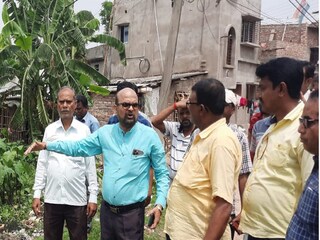 নিজস্ব চিত্র