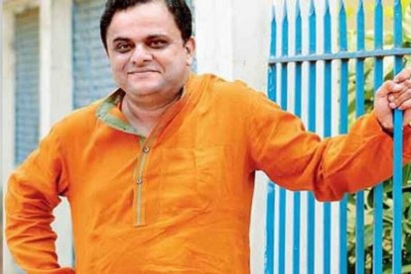 স্কুলে গরমের ছুটি এগিয়ে আনা হচ্ছে? জল্পনা চরমে। কারণ যে সময়ে স্কুল পড়ুয়ারা বাড়ির বাইরে থাকছে সেই সময়ে গরমের কারণে অস্বস্তি থাকবে চরমে৷ কীভাবে পরিস্থিতি নিয়ে লড়াই করা যায় তা নিয়ে  বিকেল তিনটা থেকে জরুরি বৈঠক ডাকলেন শিক্ষা মন্ত্রী। Input- Somraj Banerjee