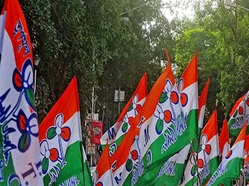মুছে দেওয়া হল বিধায়কের নাম 