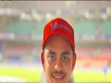 Ishan Kishan smashed boundary cushions with the bat might be finedIshan Kishan smashed boundary cushions with the bat might be fined(PIC-mumbaiindians/Instagram)