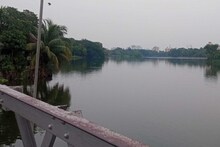 ঝড়ের পূর্বাভাস থাকার পরেও অনুমতি কী ভাবে? রোয়িং দুর্ঘটনায় উঠছে একাধিক প্রশ্ন