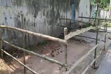 বহরমপুরে ছাত্রী আবাসনের বাইরে বাঁশ দিয়ে ঘিরল পুরসভা, কেন জানেন? বহরমপুরে ছাত্রী আবাসনের বাইরে বাঁশ দিয়ে ঘিরল পুরসভা, কেন জানেন?