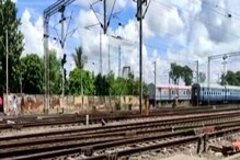 রেললাইনের উপর উদ্ধার শিক্ষকের মৃতদেহ! আত্মহত্যা না দুর্ঘটনা? দানা বাঁধছে রহস্য রেললাইনের উপর উদ্ধার শিক্ষকের মৃতদেহ! আত্মহত্যা না দুর্ঘটনা? দানা বাঁধছে রহস্য