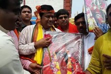 তারাপীঠে পুজো দিলেন বিজেপির রাজ্য সভাপতি সুকান্ত মজুমদার তারাপীঠে পুজো দিলেন বিজেপির রাজ্য সভাপতি সুকান্ত মজুমদার