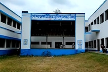 পঞ্চম থেকে দ্বাদশ শ্রেণি পর্যন্ত ছাত্র সংখ্যা মাত্র ৫০! এ এক আজব স্কুল পঞ্চম থেকে দ্বাদশ শ্রেণি পর্যন্ত ছাত্র সংখ্যা মাত্র ৫০! এ এক আজব স্কুল