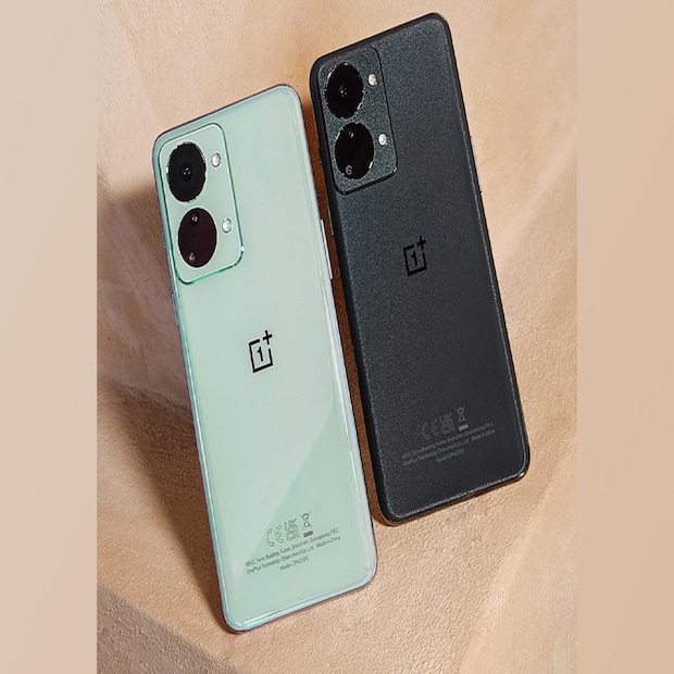 OnePlus Nord 2T ফোনে ব্যবহার করা হয়েছে উন্নত ও আধুনিক ফিচার। এই ফোন ছাড়াও ইউরোপের বাজারে লঞ্চ করা হতে চলেছে OnePlus Nord CE 2 Lite এবং OnePlus Nord Buds। এক নজরে দেখে নিন OnePlus Nord 2T ফোনের দাম, লঞ্চের তারিখ এবং ফিচার।