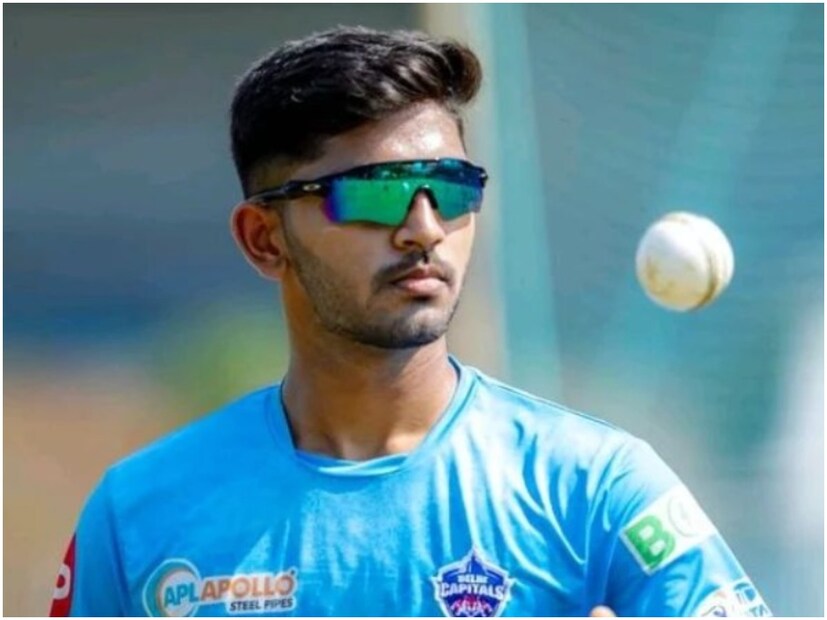 ভিকি ওস্তওয়াল বাঁ-হাতি স্পিনার। অনূ্র্ধ্ব-১৯ বিশ্বকাপে ভারতের হয়ে সর্বোচ্চ ১২টি উইকেট নেন তিনি। দিল্লি ক্যাপিটালস তাঁকে ২০ লাখ টাকায় দলে নিয়েছিল। অক্ষর প্যাটেলের বদলে তাঁকে একটি ম্যাচেও খেলায়নি দিল্লি।