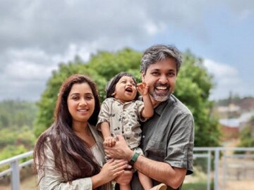 Shreya Ghoshal Son Birthday