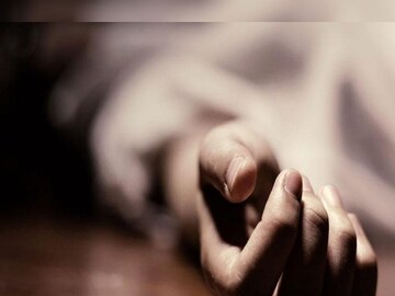 Father Kills Children (প্রতীকী ছবি)