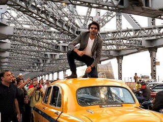 Kartk Aaryan in Kolkata
