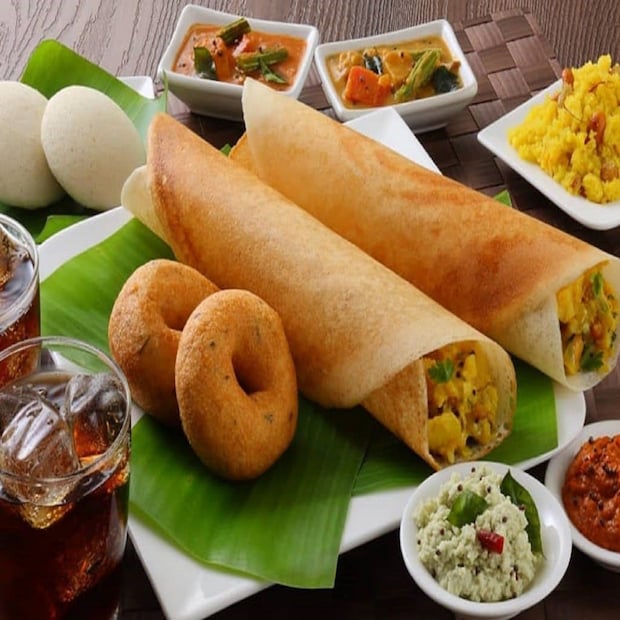 মোটা হয়ে যাওয়া, ডায়াবিটিস, হজমের গন্ডগোল, মাইগ্রেনের মতো সমস্যার পাশাপাশি ডিমেনশিয়া কিন্তু মারাত্মক ক্ষতি করছে আপনার স্বাস্থ্যের। ভেবে দেখুন তো, আপনিও কি রোজ সকালে দীর্ঘ সময় খালি পেটেই কাজ করছেন?