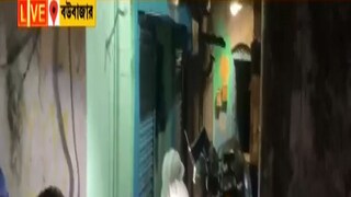 ঘটনাস্থলে পৌঁছেছে বিশাল পুলিশবাহিনী৷ 