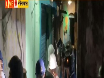 ঘটনাস্থলে পৌঁছেছে বিশাল পুলিশবাহিনী৷ 