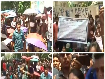 অনলাইন পরীক্ষার দাবিতে বিক্ষোভ