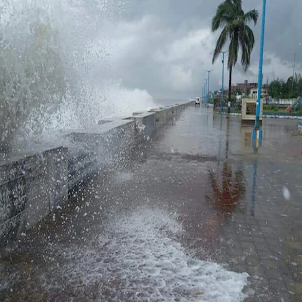 দেশের এসব স্থানে বৃষ্টির সম্ভাবনা রয়েছে স্কাইমেট ওয়েদার অনুসারে, পাঞ্জাব, হরিয়ানা, উত্তর রাজস্থান, দিল্লি এবং পশ্চিম উত্তর প্রদেশের কিছু অংশে হালকা বৃষ্টি এবং বজ্রবৃষ্টির সম্ভাবনা রয়েছে। আবহাওয়া দফতরের মতে, জম্মু ও কাশ্মীরের দু-একটি অংশ, মুজাফফরাবাদ, হিমাচল প্রদেশ, উত্তরাখণ্ড, পূর্ব উত্তর প্রদেশ, বিহার, ঝাড়খণ্ড, ছত্তিশগড়ের কিছু অংশ, কর্ণাটক, রায়ালসিমা, উপকূলীয় কর্ণাটক এবং তেলেঙ্গানায় বৃষ্টি হতে পারে।