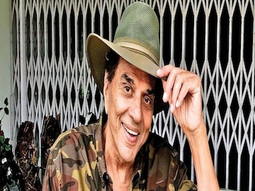 কিংবদন্তি অভিনেতা ধর্মেন্দ্র
File Photo 
