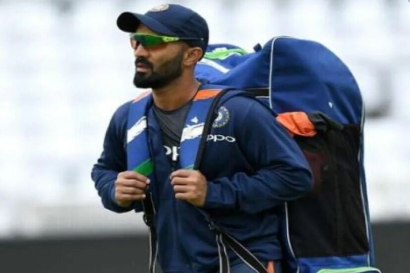 দীনেশ কার্তিক আইপিএল ২০২২ এ দুর্দান্ত পারফর্ম করছে। যার ভিত্তিতে তিন বছর পর টিম ইন্ডিয়াতে ফিরেছেন তিনি। দক্ষিণ আফ্রিকার বিরুদ্ধে টি-টোয়েন্টি সিরিজের জন্য ভারতীয় দলে নির্বাচিত হয়েছেন তিনি। (Photo Courtesy-Instagram)