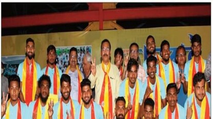 বাঙালি ফুটবলারদের বেশি করে চাইছে ইস্টবেঙ্গল বাঙালি ফুটবলারদের বেশি করে চাইছে ইস্টবেঙ্গল