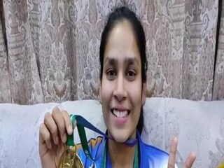 India's Shreya Singla creates history wins badminton gold beating japan