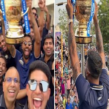 হুডখোলা বাসে শহর পরিক্রমা হার্দিকদের! চ্যাম্পিয়ন গুজরাত আনন্দে আত্মহারা হুডখোলা বাসে শহর পরিক্রমা হার্দিকদের! চ্যাম্পিয়ন গুজরাত আনন্দে আত্মহারা