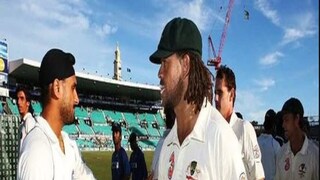 Monkeygate scandal case accused Harbhajan Singh pay tribute to late Andrew Symonds -Photo Courtesy- Twitter