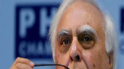 কংগ্রেস ছাড়লেন কপিল সিবাল৷ কংগ্রেস ছাড়লেন কপিল সিবাল৷