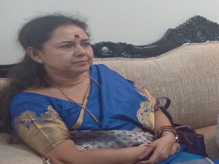 ত্রিপুরার মুখ্যমন্ত্রীর স্ত্রী স্বপ্না সাহা 