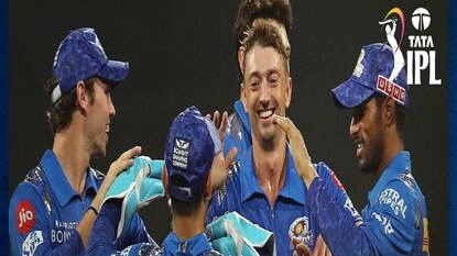 চেন্নাইকে আইপিএল থেকে ছিটকে দিয়ে প্রতিশোধ মুম্বইয়ের চেন্নাইকে আইপিএল থেকে ছিটকে দিয়ে প্রতিশোধ মুম্বইয়ের