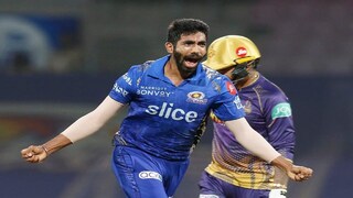 পাঁচ উইকেট নিলেন বুমরাহ