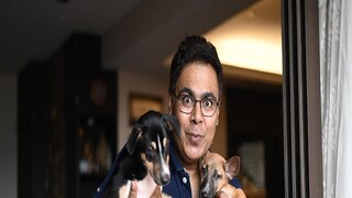 অসহায় ছানার জন্য ঘর ভিক্ষে চাইলেন মীর। 