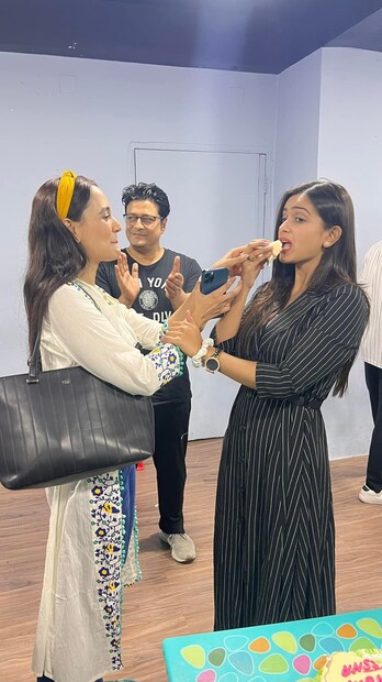 ‘বেড সিন’ ও ‘আমার পক্ষে তোমাকে রাখা সম্ভব না’, মাহমুদুর রহমান হিমির ‘বাড়ি ফেরা’, রুবেল হাসানের ‘বৃষ্টি হয়ে এলে তুমি’ ও ‘প্রেম ছবি’র মতো বহু নাটকে নজর কেড়েছেন তানজিন তিশা। photo source Facebook