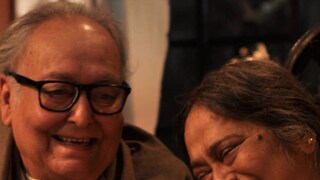 দুই বর্ষীয়ানের অভিনয়ের চুম্বকশক্তির কাছে সানন্দে আত্মসমর্পণ করে দর্শকহৃদয় দুই বর্ষীয়ানের অভিনয়ের চুম্বকশক্তির কাছে সানন্দে আত্মসমর্পণ করে দর্শকহৃদয়