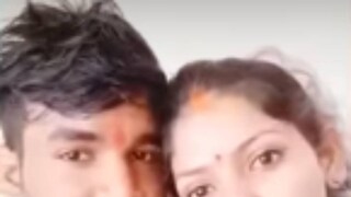 বিস্ফোরক অভিযোগ এনে ভিডিও শেয়ার করে পুলিশের কাছে কাতর আবেদন জানালেন নববধূ বিস্ফোরক অভিযোগ এনে ভিডিও শেয়ার করে পুলিশের কাছে কাতর আবেদন জানালেন নববধূ