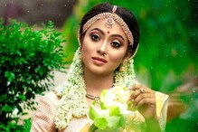আজ ছিল শ্রাদ্ধ, বিদিশার স্মৃতিতে গরিব মানুষের হাতে খাবার তুলে দেবে পরিবার আজ ছিল শ্রাদ্ধ, বিদিশার স্মৃতিতে গরিব মানুষের হাতে খাবার তুলে দেবে পরিবার