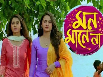তাঁর অকস্মাৎ চলে যাওয়ায় শোকস্তব্ধ ইউনিটের বাকি কুশীলবরা