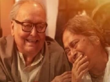সৌমিত্র চট্টোপাধ্যায় ও স্বাতীলেখা সেনগুপ্তর জুটির শেষ ছবি নিয়ে দর্শকদের আগ্রহ তুঙ্গে