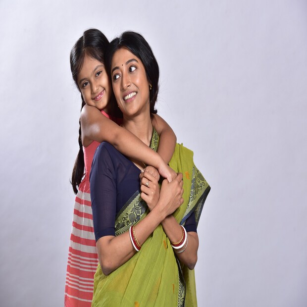 কলকাতার একটি বাড়িতে বাস করা বিভিন্ন চরিত্রদের নিয়ে খারিজ ছবিটি তৈরি করেছিলেন পরিচালক মৃণাল সেন। তাঁর জন্ম শতবার্ষিকীতে 'পালান' ছবির মধ্যে দিয়ে সেই একই চরিত্রদের ফিরিয়ে আনছেন কৌশিক। আগামী বছর অর্থাৎ ২০২৩ সালে মুক্তি পাবে কৌশিক গঙ্গোপাধ্যায়ের পরিচালিত নতুন ছবি 'পালান'।