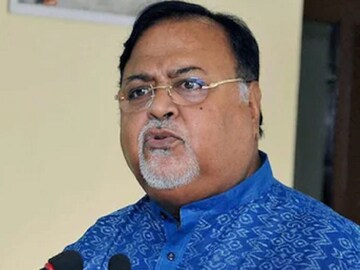 পার্থ চট্টোপাধ্য়ায়