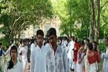 জন্মের প্রথম শুভক্ষণ, রবীন্দ্রজয়ন্তীতে মেতে উঠল বিশ্বভারতী প্রাঙ্গণ...