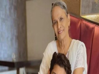 Sidharth Shukla with his mother Rita Shukla
