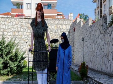 World's Tallest Woman