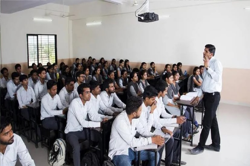 *উচ্চ প্রাথমিক শিক্ষক নিয়োগে আশার আলো। নিয়োগের জন্য নতুন করে ইন্টারভিউ নেবে স্কুল সার্ভিস কমিশন। নিয়োগের ইন্টারভিউয়ের জন্য যোগ্য ১৪৪৮ জন, তাই ১৪৪৮ জনের ইন্টারভিউ নিতে চায় কমিশন। এ নিয়ে SSC-র সিদ্ধান্ত হলফনামায় জানাতে নির্দেশ।