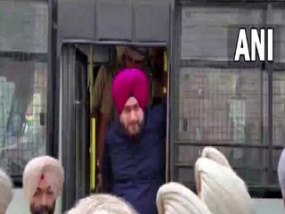 Navjot Singh Sidhu in Hospital