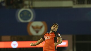 ছোটবেলার কোচ ফাঁস করলেন
উমরানের গতি রহস্য