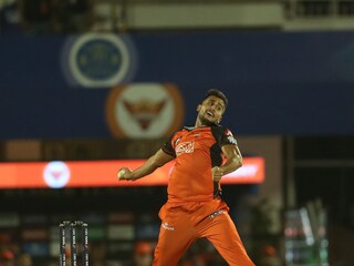 ছোটবেলার কোচ ফাঁস করলেন
উমরানের গতি রহস্য